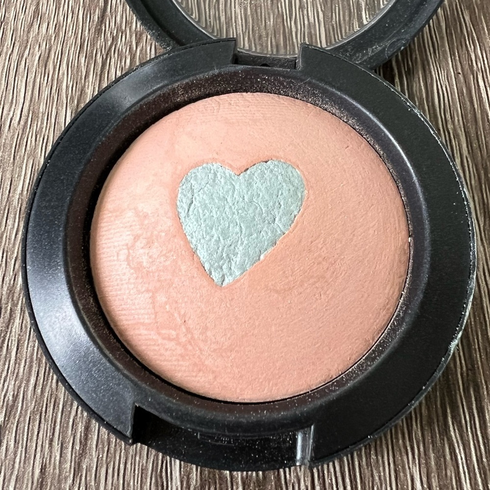 MAC Limited Edition Blush Miss Behave Pink Mineralize Baked